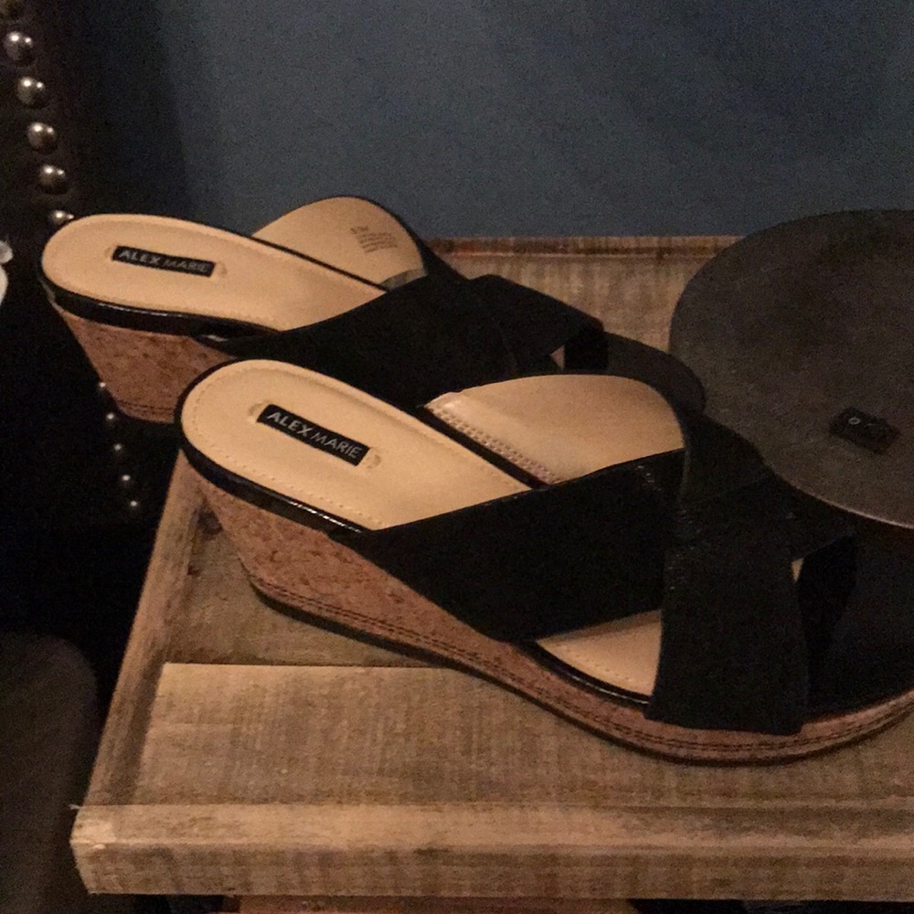 Alex Marie Shoes, excellent condition, Size 8.5